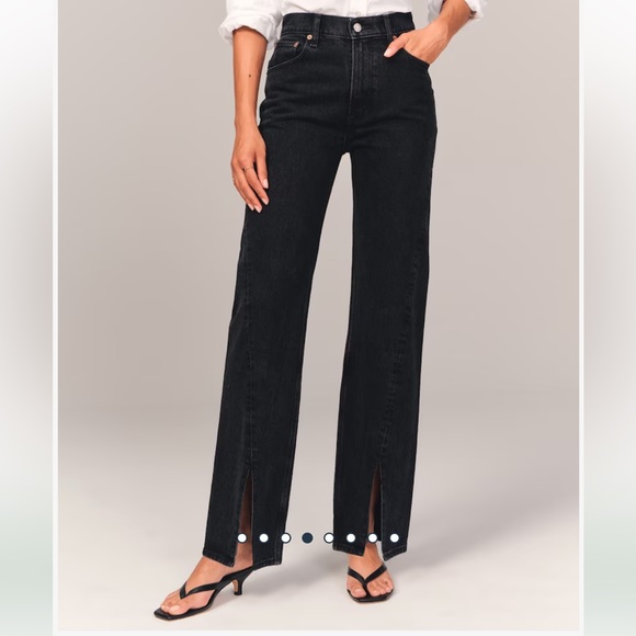 NWT Abercrombie & Fitch High Rise 90s Relaxed Jean with Vented Hem | Size: 35 - Picture 2 of 5